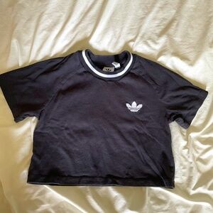 ADIDAS XS Black crop top